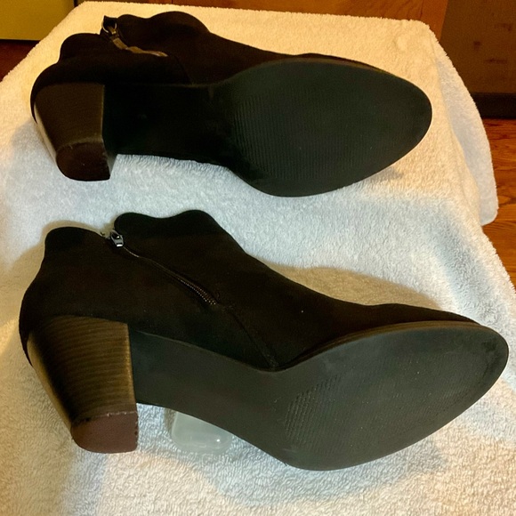 JUSTFAB BLACK & BROWN Western Style Loana Faux Suede Stacked Heel BootS. Sz-10 - Picture 10 of 11